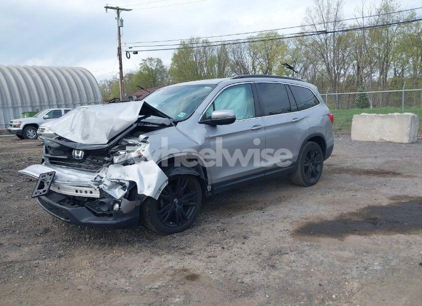 Photo 2 of 2021 Honda Pilot AWD SPECIAL EDITION (VIN 5FNYF6H20MB061334)