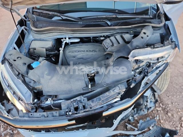 Photo 2 of 2022 HONDA PILOT SE (VIN 5FNYF6H21NB089712)