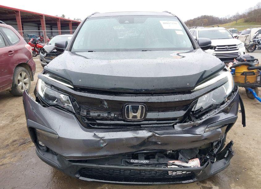 Photo 2 of 2021 Honda Pilot AWD SPECIAL EDITION (VIN 5FNYF6H22MB014502)