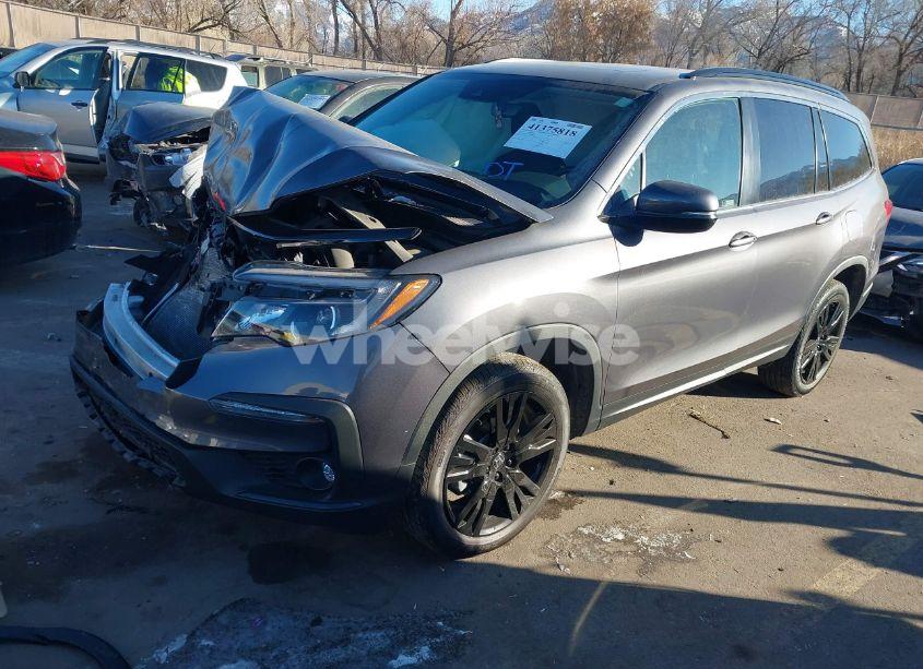 Photo 2 of 2022 Honda Pilot AWD SPECIAL EDITION (VIN 5FNYF6H22NB092635)