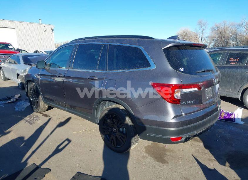 Photo 3 of 2022 Honda Pilot AWD SPECIAL EDITION (VIN 5FNYF6H22NB092635)