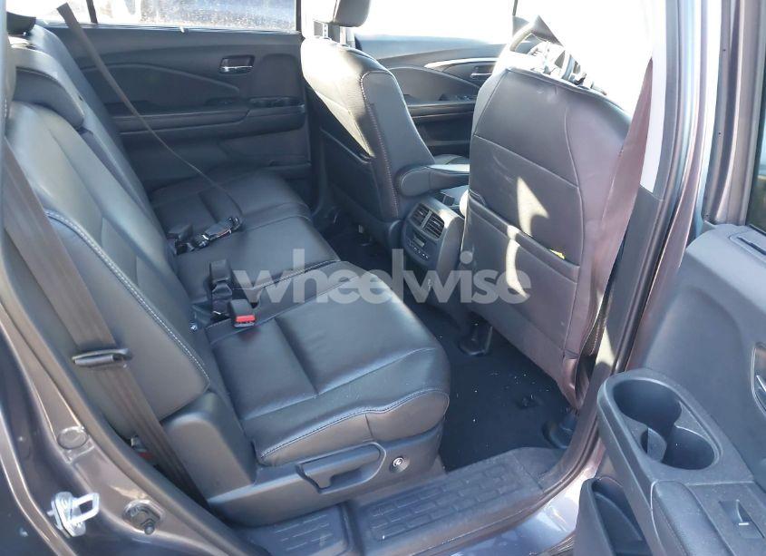 Photo 8 of 2022 Honda Pilot AWD SPECIAL EDITION (VIN 5FNYF6H22NB092635)