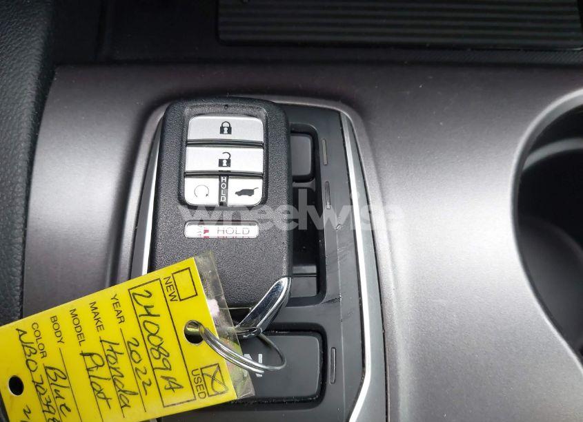 Photo 11 of 2022 Honda Pilot AWD SPECIAL EDITION (VIN 5FNYF6H23NB070398)