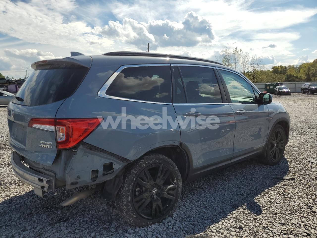 Photo 3 of 2022 HONDA PILOT SE (VIN 5FNYF6H23NB100239)