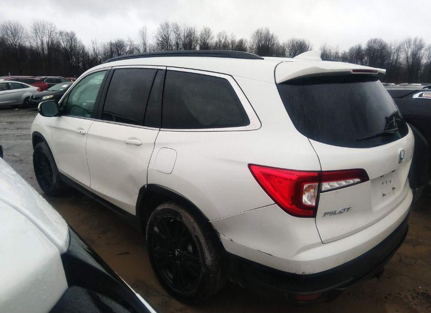 Photo 3 of 2021 Honda Pilot AWD SPECIAL EDITION (VIN 5FNYF6H24MB034685)