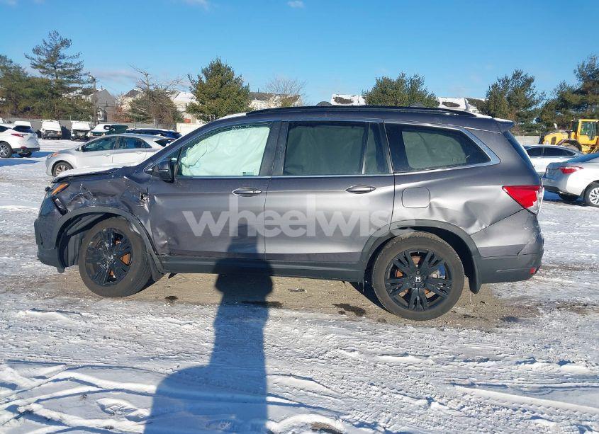 Photo 14 of 2021 Honda Pilot AWD SPECIAL EDITION (VIN 5FNYF6H24MB063376)