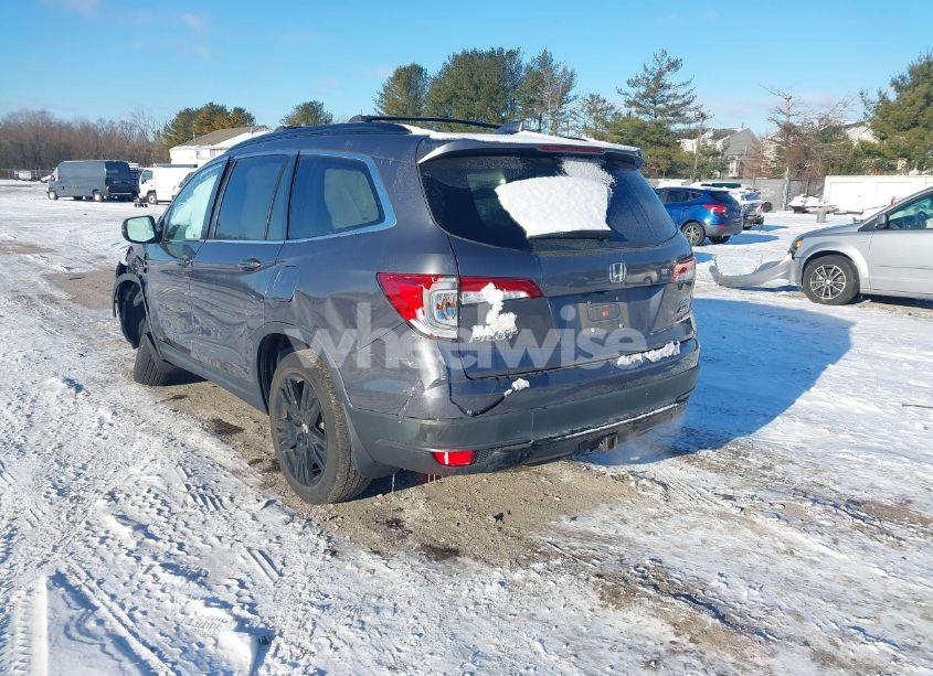 Photo 3 of 2021 Honda Pilot AWD SPECIAL EDITION (VIN 5FNYF6H24MB063376)