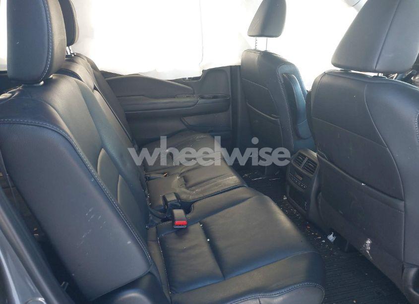 Photo 8 of 2021 Honda Pilot AWD SPECIAL EDITION (VIN 5FNYF6H24MB063376)