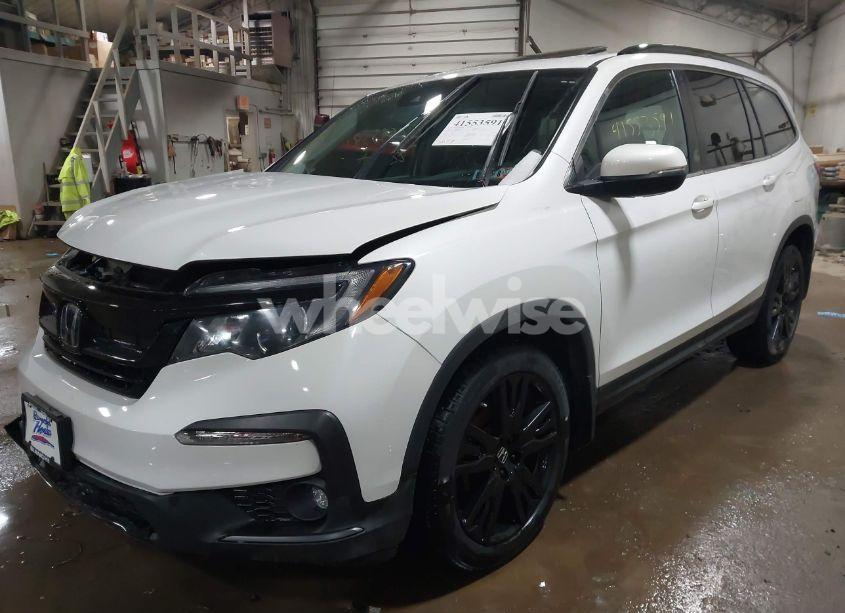 Photo 2 of 2022 Honda Pilot AWD SPECIAL EDITION (VIN 5FNYF6H24NB071351)