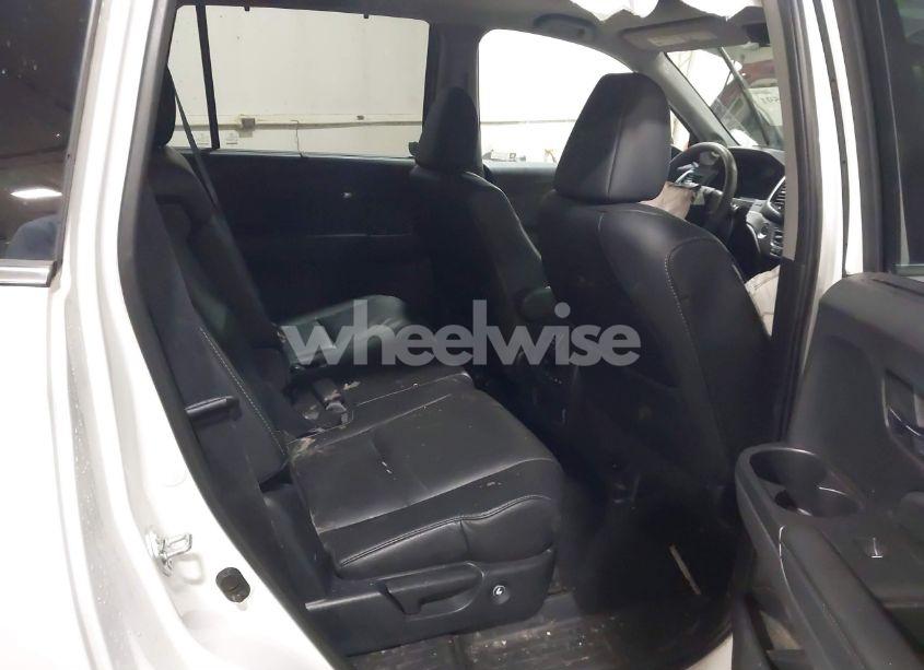 Photo 8 of 2022 Honda Pilot AWD SPECIAL EDITION (VIN 5FNYF6H24NB071351)