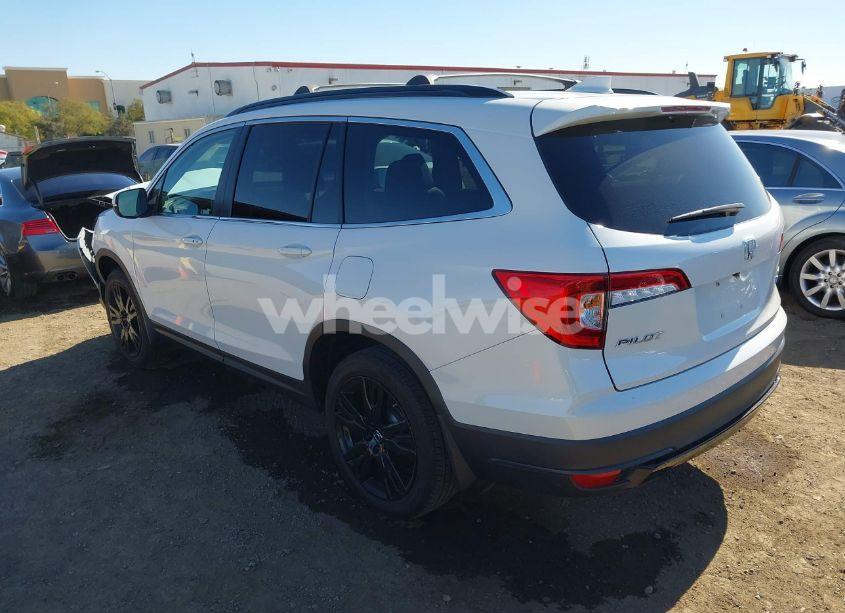 Photo 3 of 2022 Honda Pilot AWD SPECIAL EDITION (VIN 5FNYF6H24NB102064)
