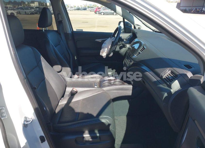 Photo 5 of 2022 Honda Pilot AWD SPECIAL EDITION (VIN 5FNYF6H24NB102064)