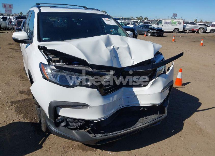 Photo 6 of 2022 Honda Pilot AWD SPECIAL EDITION (VIN 5FNYF6H24NB102064)