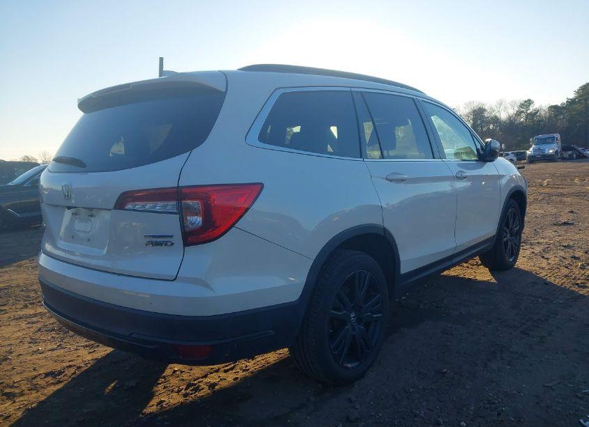 Photo 4 of 2021 Honda Pilot AWD SPECIAL EDITION (VIN 5FNYF6H25MB019502)