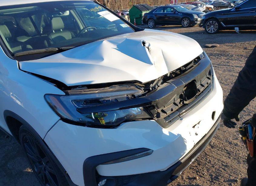 Photo 6 of 2021 Honda Pilot AWD SPECIAL EDITION (VIN 5FNYF6H25MB019502)