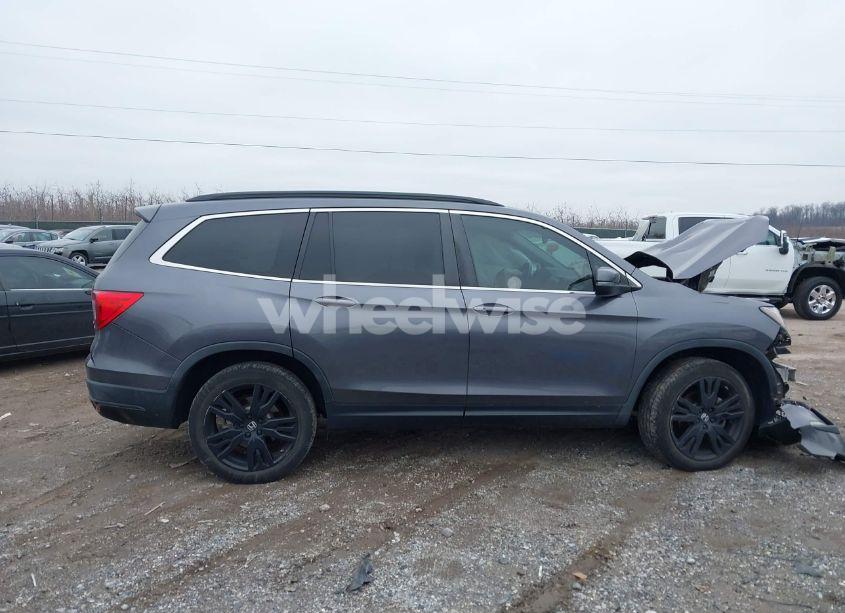 Photo 13 of 2021 Honda Pilot AWD SPECIAL EDITION (VIN 5FNYF6H26MB057899)