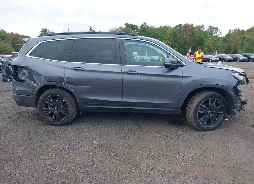 Photo 13 of 2021 Honda Pilot AWD SPECIAL EDITION (VIN 5FNYF6H26MB066411)