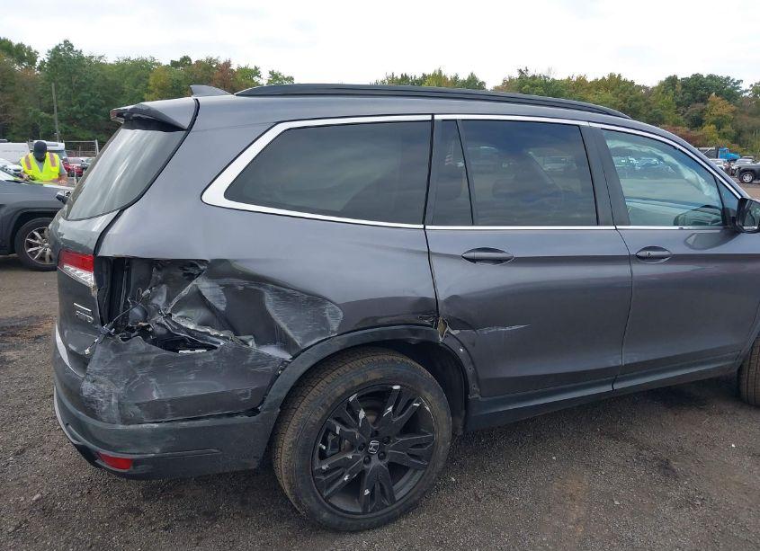 Photo 17 of 2021 Honda Pilot AWD SPECIAL EDITION (VIN 5FNYF6H26MB066411)