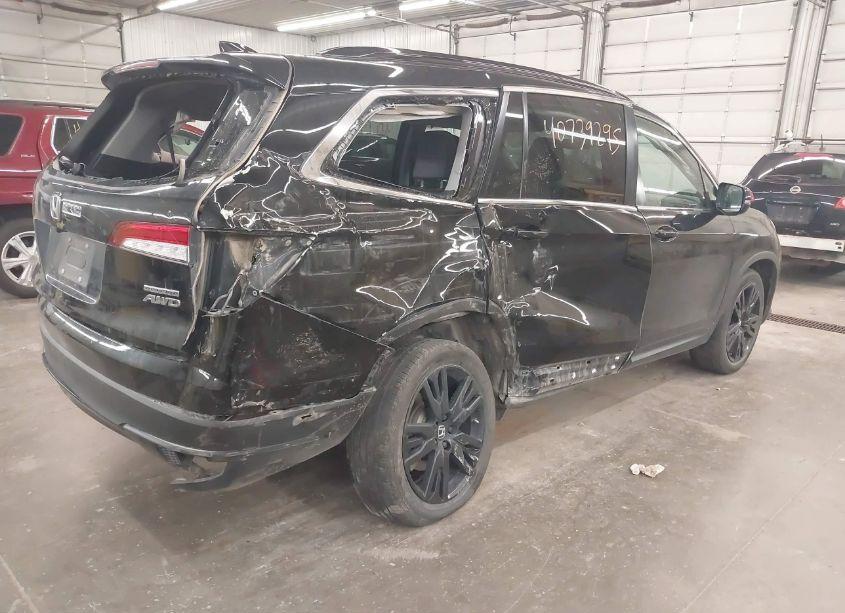 Photo 4 of 2022 Honda Pilot AWD SPECIAL EDITION (VIN 5FNYF6H26NB088345)