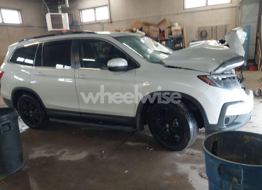 2022 Honda Pilot AWD SPECIAL EDITION (VIN 5FNYF6H27NB064104) main photo