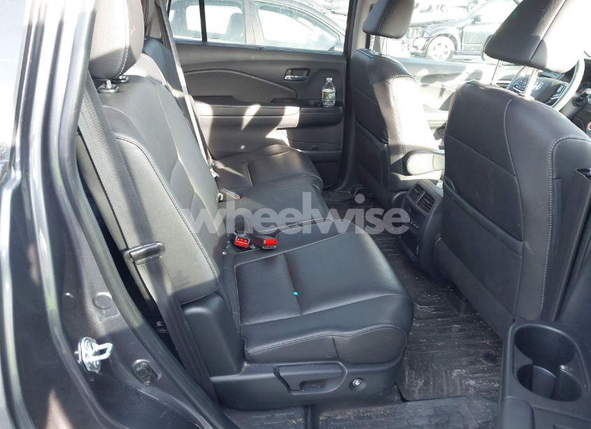 Photo 8 of 2022 Honda Pilot AWD SPECIAL EDITION (VIN 5FNYF6H27NB080710)