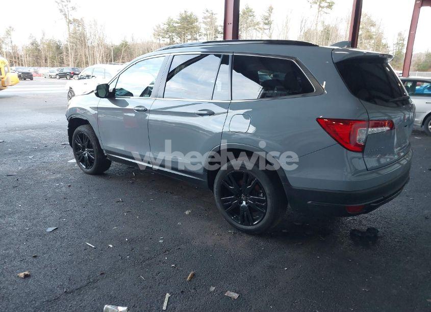 Photo 3 of 2022 Honda Pilot AWD SPECIAL EDITION (VIN 5FNYF6H27NB100020)