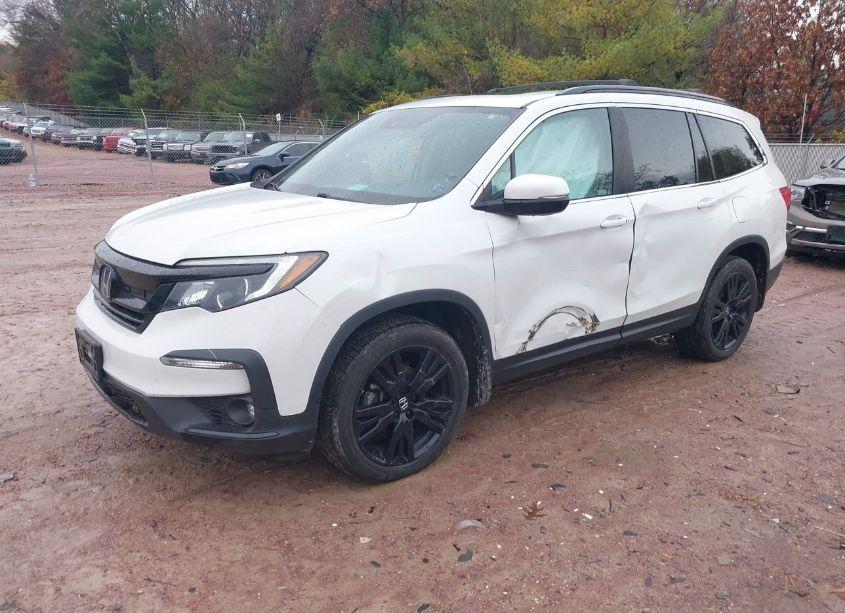 Photo 2 of 2021 Honda Pilot AWD SPECIAL EDITION (VIN 5FNYF6H28MB012186)
