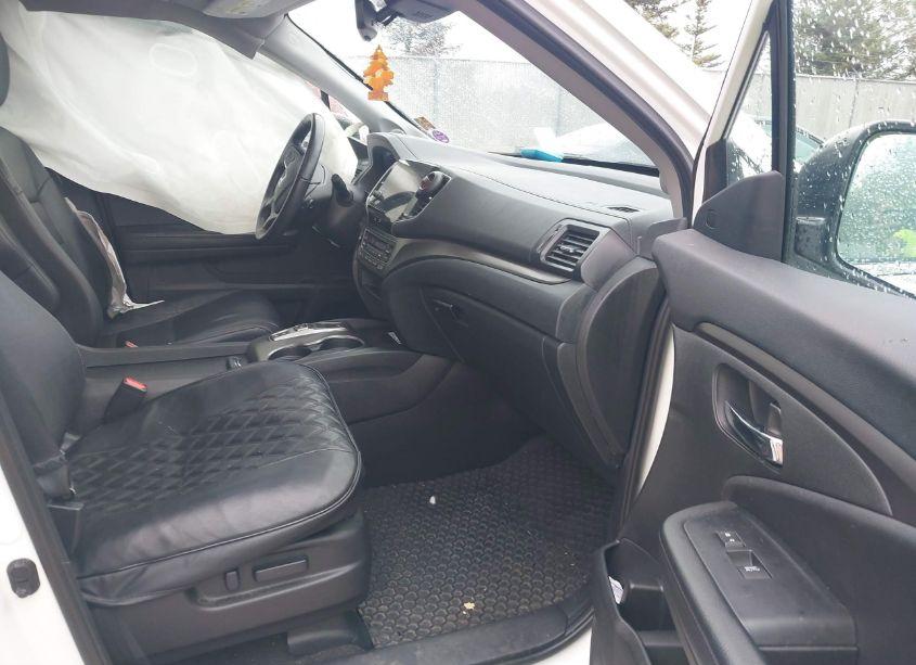 Photo 5 of 2021 Honda Pilot AWD SPECIAL EDITION (VIN 5FNYF6H28MB012186)