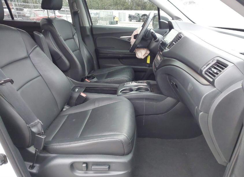 Photo 5 of 2021 Honda Pilot AWD SPECIAL EDITION (VIN 5FNYF6H28MB015556)