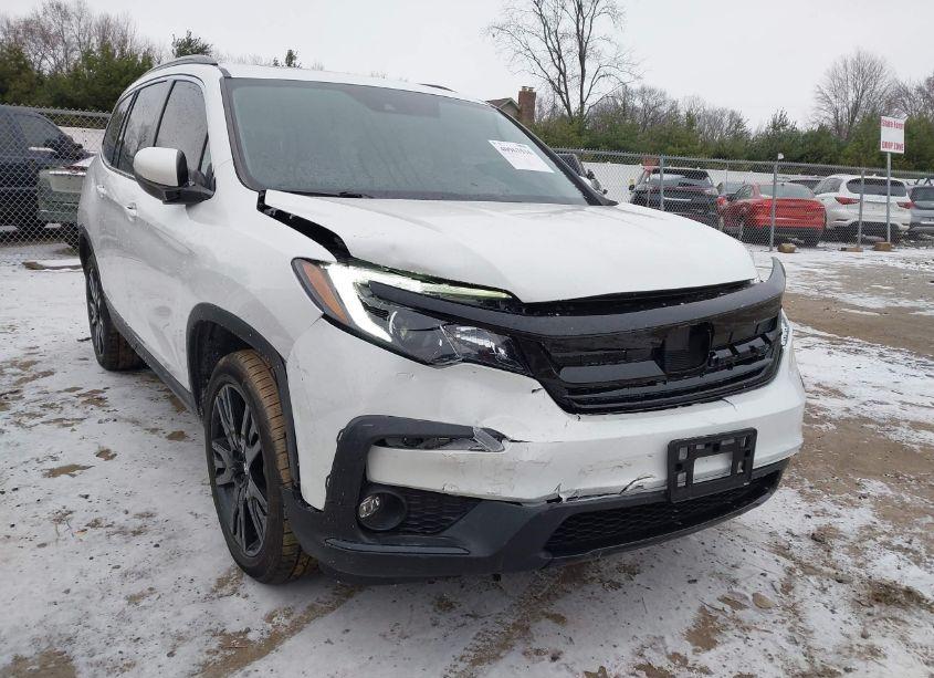 Photo 6 of 2021 Honda Pilot AWD SPECIAL EDITION (VIN 5FNYF6H28MB015556)