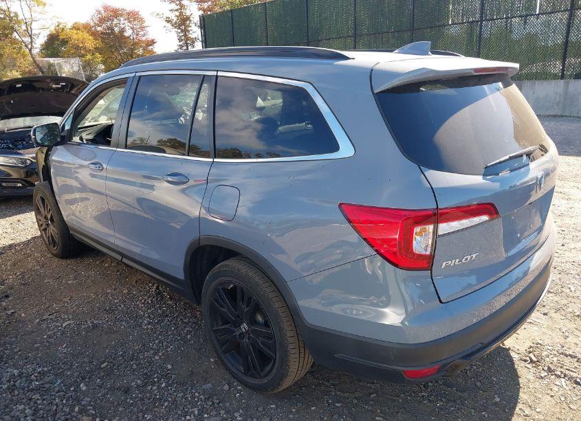 Photo 3 of 2022 Honda Pilot AWD SPECIAL EDITION (VIN 5FNYF6H28NB042127)