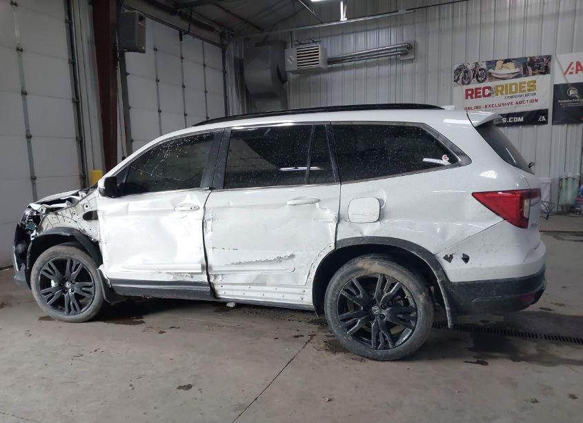 Photo 14 of 2021 Honda Pilot AWD SPECIAL EDITION (VIN 5FNYF6H29MB065656)