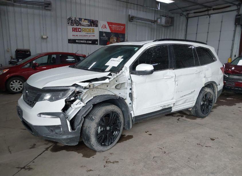 Photo 2 of 2021 Honda Pilot AWD SPECIAL EDITION (VIN 5FNYF6H29MB065656)