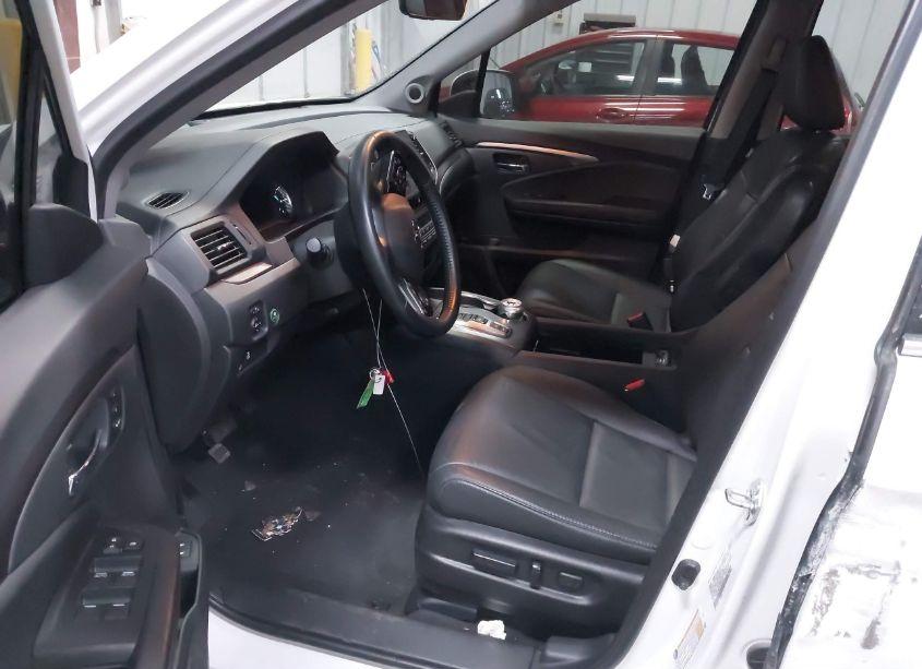 Photo 5 of 2021 Honda Pilot AWD SPECIAL EDITION (VIN 5FNYF6H29MB065656)