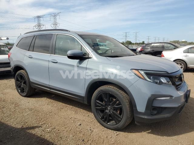 Photo 3 of 2022 HONDA PILOT SE (VIN 5FNYF6H29NB081681)