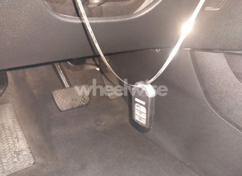 Photo 11 of 2021 Honda Pilot AWD SPECIAL EDITION (VIN 5FNYF6H2XMB097662)