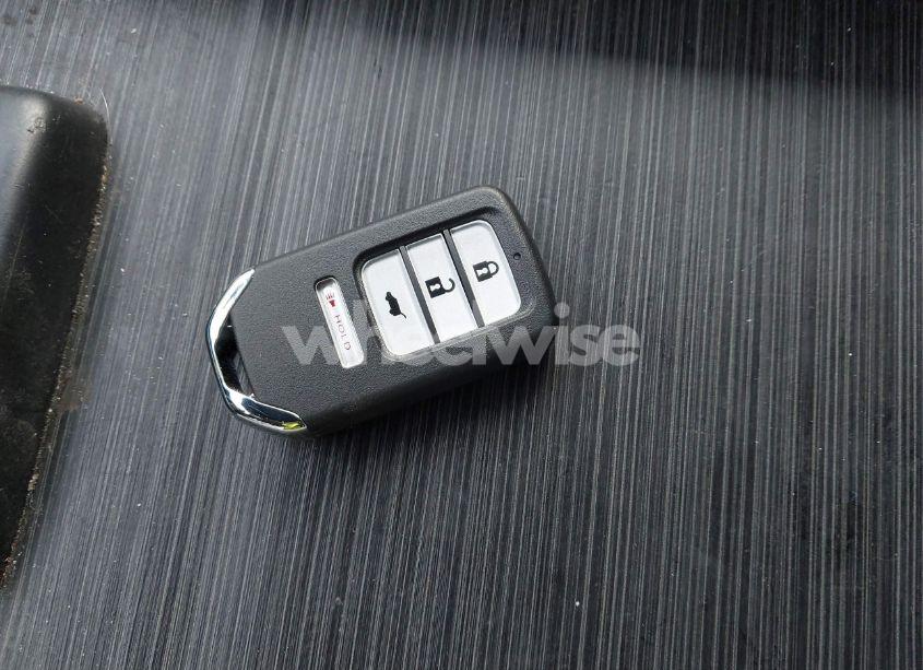 Photo 11 of 2016 Honda Pilot EX (VIN 5FNYF6H30GB029884)