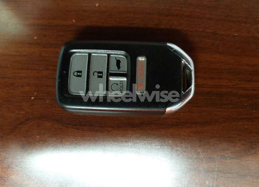 Photo 11 of 2016 Honda Pilot EX (VIN 5FNYF6H31GB117990)