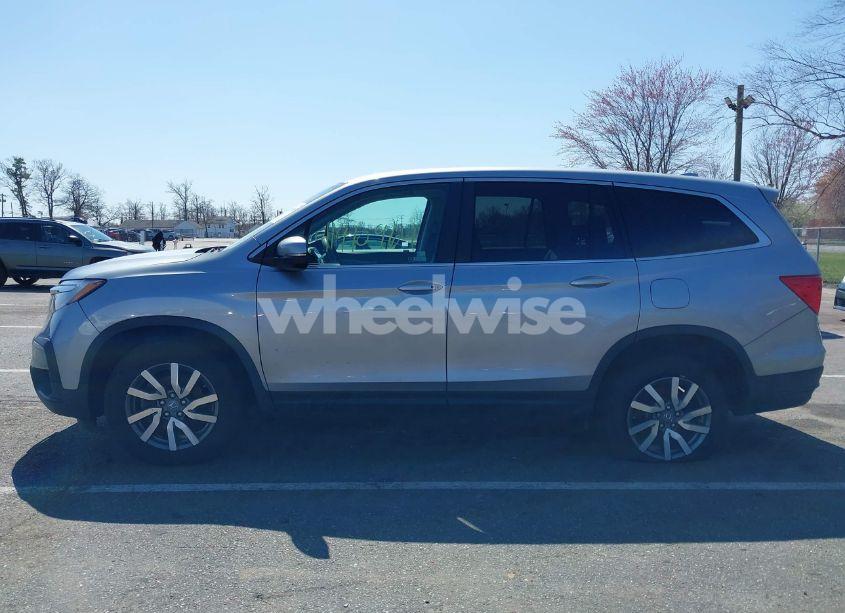 Photo 14 of 2021 Honda Pilot AWD EX (VIN 5FNYF6H31MB023233)