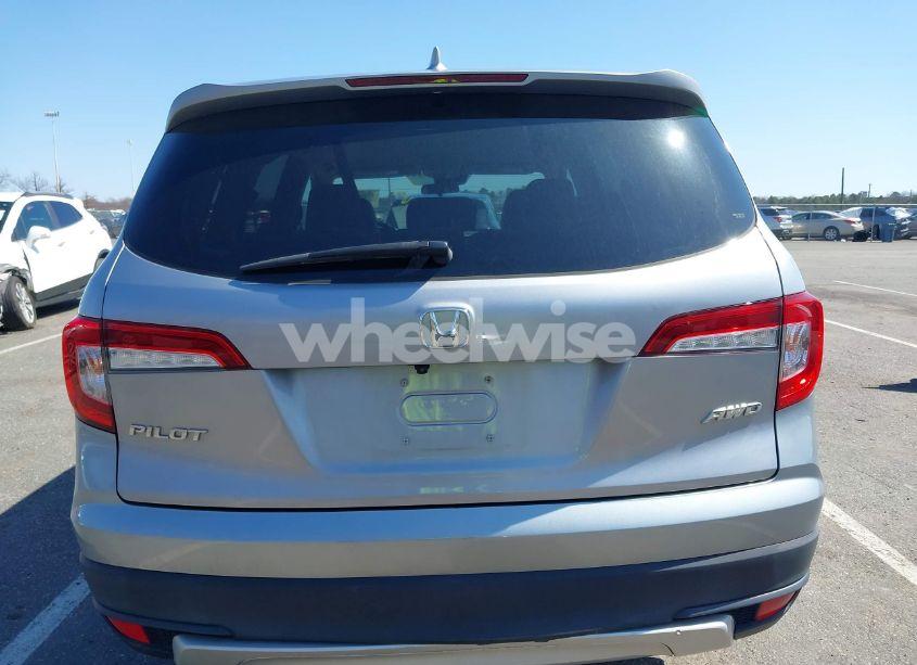 Photo 16 of 2021 Honda Pilot AWD EX (VIN 5FNYF6H31MB023233)