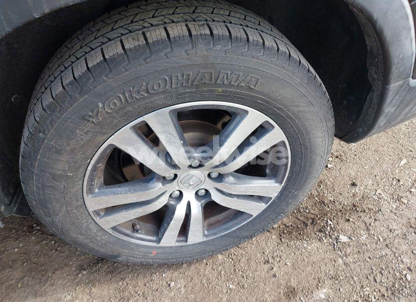 Photo 12 of 2018 Honda Pilot EX (VIN 5FNYF6H32JB014486)