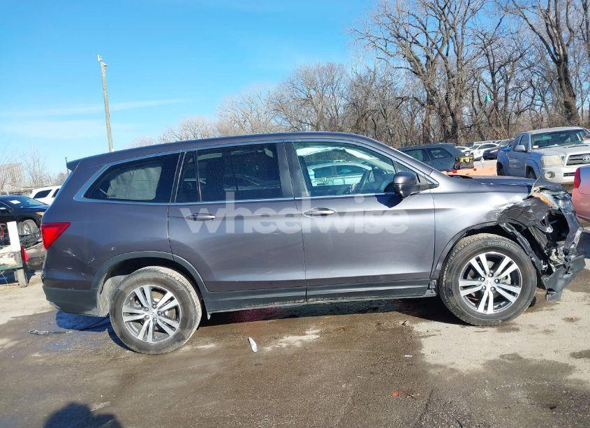 Photo 14 of 2018 Honda Pilot EX (VIN 5FNYF6H32JB021373)