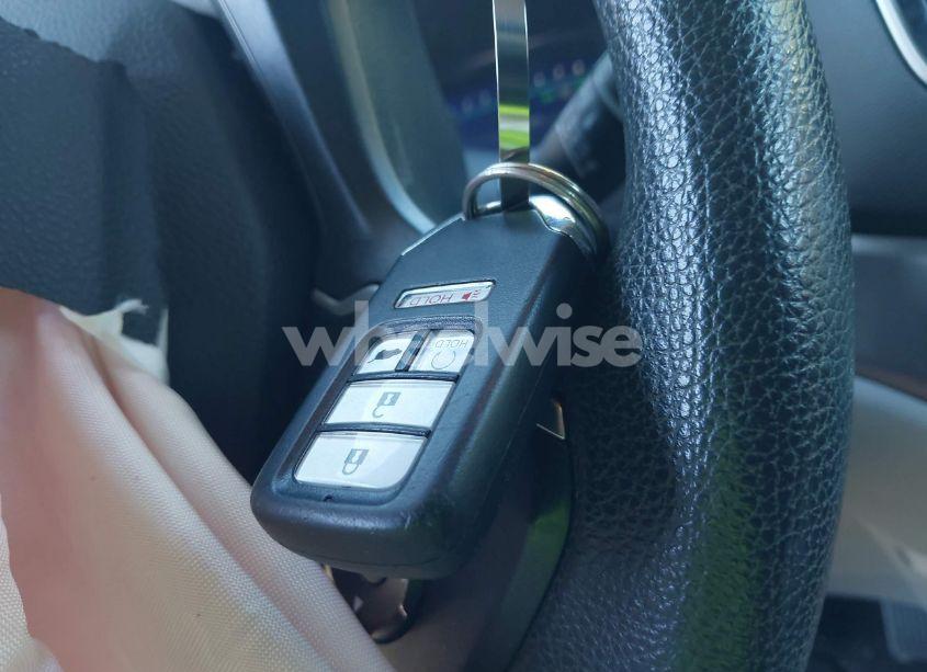 Photo 11 of 2019 Honda Pilot EX (VIN 5FNYF6H32KB077783)