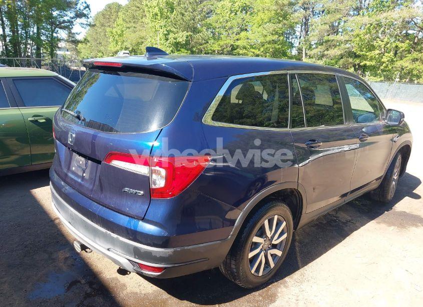 Photo 4 of 2019 Honda Pilot EX (VIN 5FNYF6H32KB077783)
