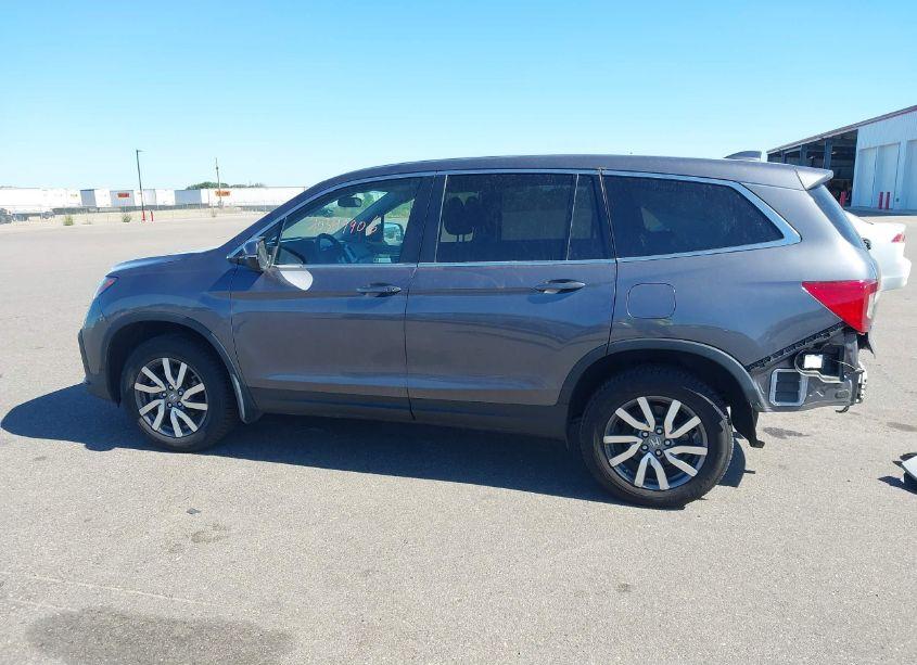 Photo 15 of 2021 Honda Pilot AWD EX (VIN 5FNYF6H32MB070142)