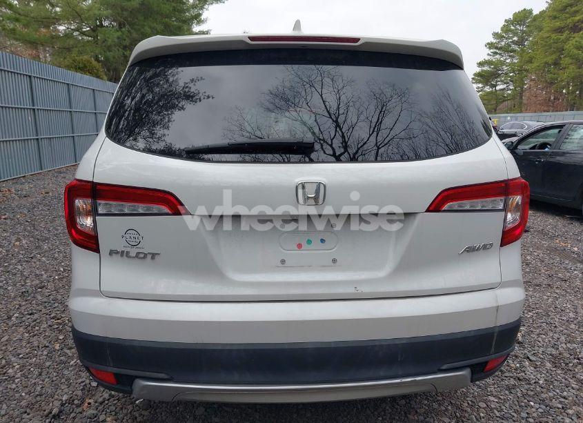 Photo 16 of 2021 Honda Pilot AWD EX (VIN 5FNYF6H32MB087104)