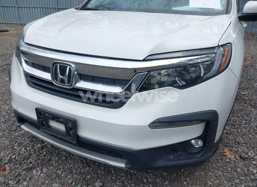 Photo 6 of 2021 Honda Pilot AWD EX (VIN 5FNYF6H32MB087104)