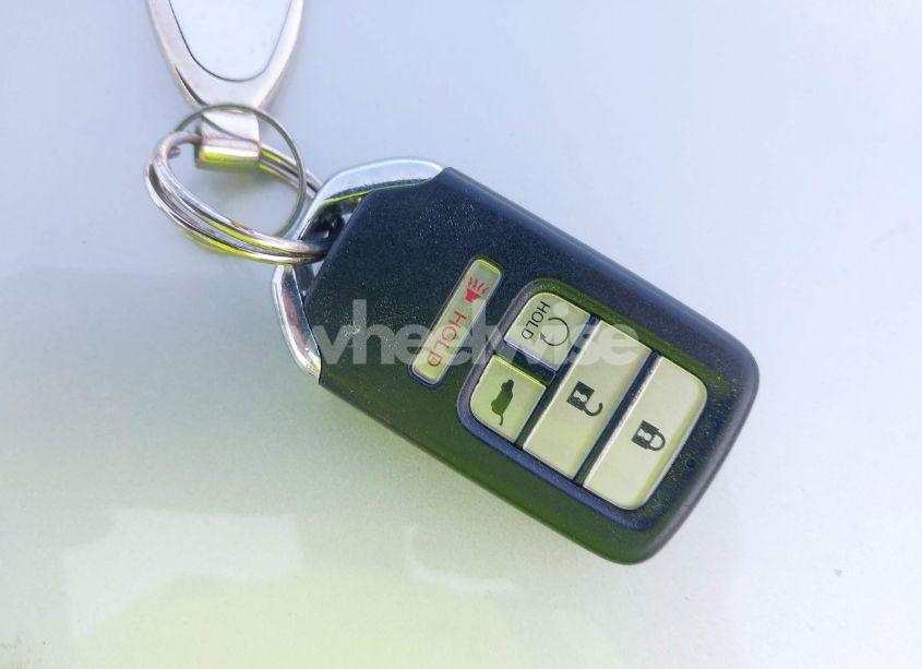 Photo 11 of 2016 Honda Pilot EX (VIN 5FNYF6H33GB029541)