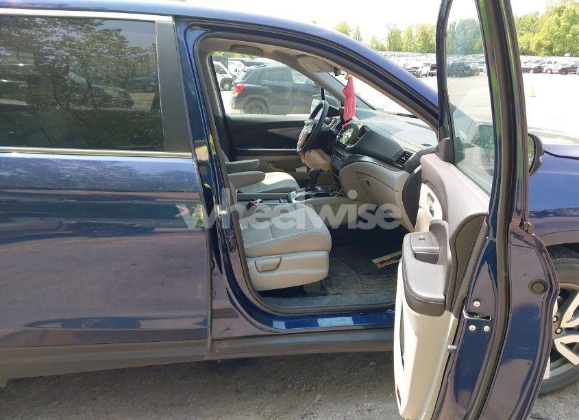 Photo 5 of 2020 Honda Pilot AWD EX (VIN 5FNYF6H33LB038881)