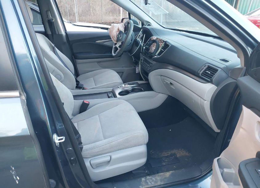 Photo 5 of 2021 Honda Pilot AWD EX (VIN 5FNYF6H33MB048165)